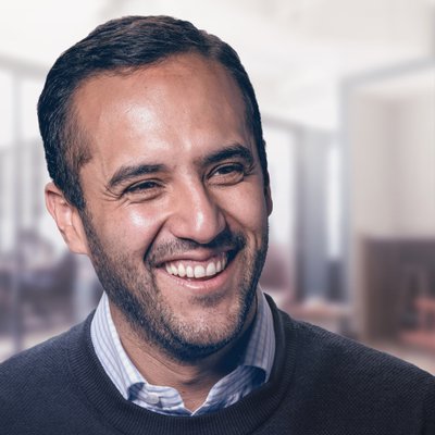 Profile Picture of Juan Carlos Holguin (@juancaholguin) on Twitter