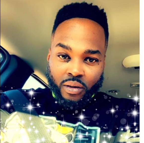 Profile Picture of Travis Nicholson (@travisnichol742) on Poshmark