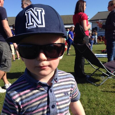 Profile Picture of Rowan Davis (@rowandavis) on Twitter