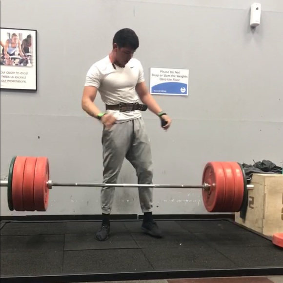 Eric Dizon - Poshmark Profile Picture of Eric Dizon (@ericdizon01) on Poshmark