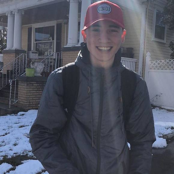 Profile Picture of James Muñoz jimenez (@james01ras) on Poshmark