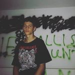 Profile Picture of 𝖐𝖔𝖘𝖒𝖆𝖘 (@john_kosmas_) on Instagram