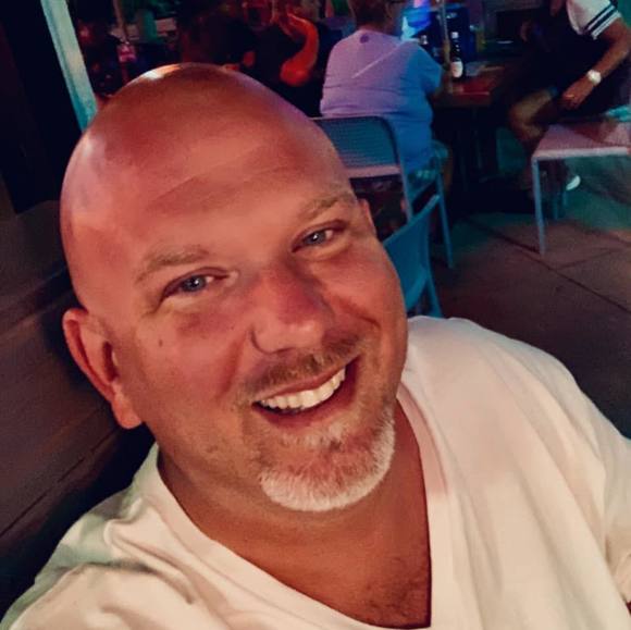 Profile Picture of David Ewing (@dewing760) on Poshmark