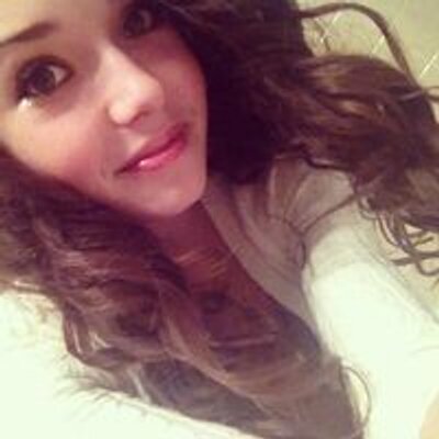 Profile Picture of Violet Lowe (@VioletLowe10) on Twitter