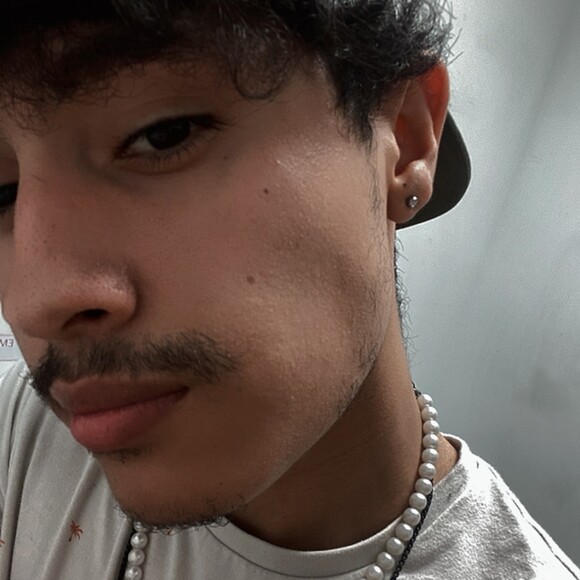 Profile Picture of Jose andres Lopez machin (@joshlpm) on Poshmark