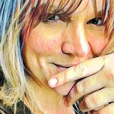 Profile Picture of Caroline Sober-James (@wildwend) on Twitter