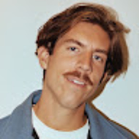 Profile Picture of Brian Burns (@brianburns1125) on Poshmark