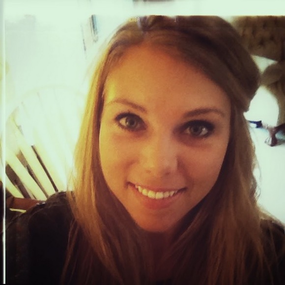 Profile Picture of Tiahna Conrad (@conradfam2010) on Poshmark