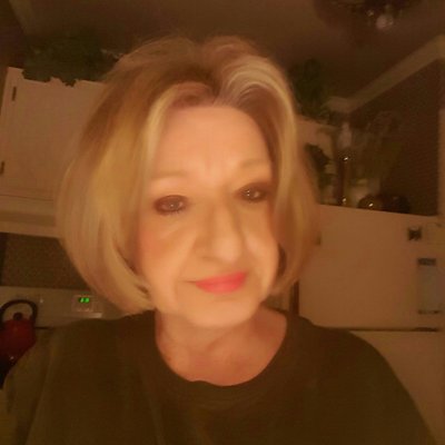 Profile Picture of Helen Levandovsky (@Hlevandovsky) on Twitter