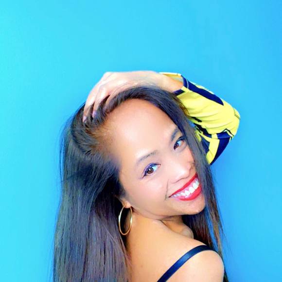 Profile Picture of Emie Dapkus (@dapkusemie) on Poshmark