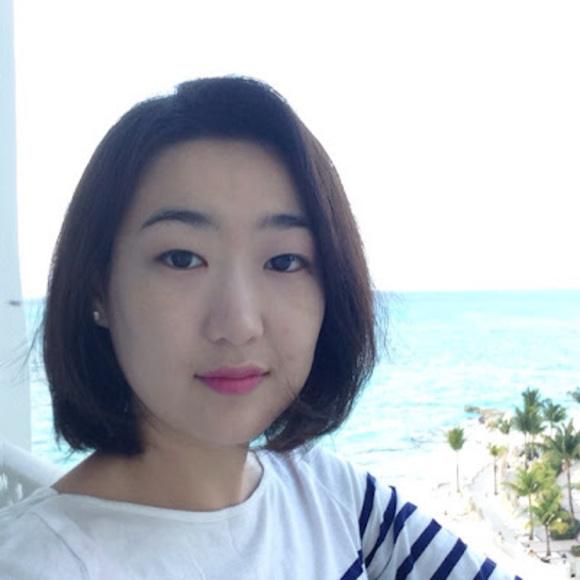 Profile Picture of Jin Yoon (@hyunjin0115) on Poshmark