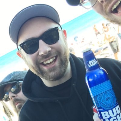 Profile Picture of Geoff Simpson (@geoff21067774) on Twitter