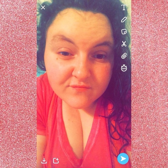 Profile Picture of Danielle Stamper (@daniellestam652) on Poshmark