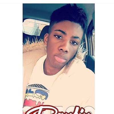 Profile Picture of Manou SK (@manxu93) on Twitter