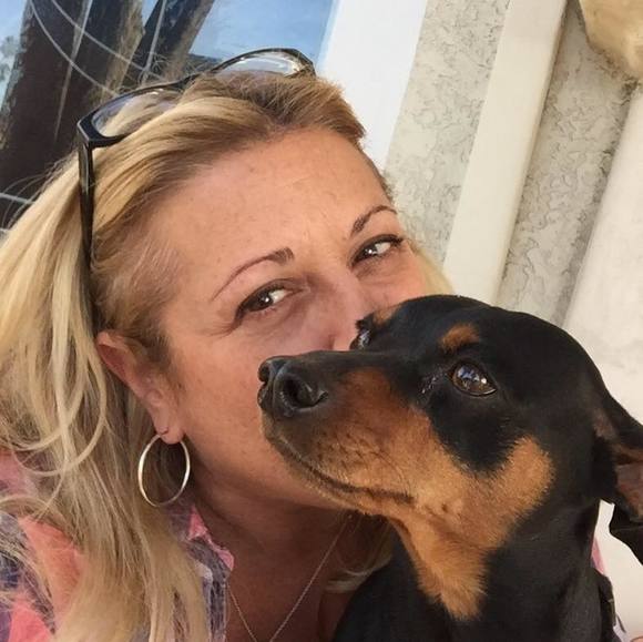 Profile Picture of Julie Lesser (@spikekitty) on Poshmark
