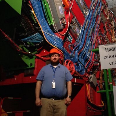Profile Picture of Steven Kaplan (@PhysicsYid) on Twitter