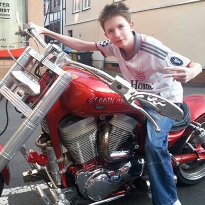 Profile Picture of 添  尼克拉斯·  施耐德 (@tim_stumpf) on Twitter