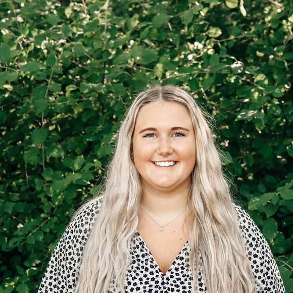 Profile Picture of Lydia Lofstrom (@ltrvolley) on Poshmark