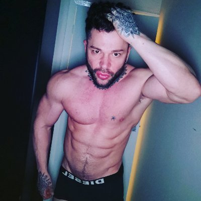 Profile Picture of Danny Starr (@dannystarr83) on Twitter