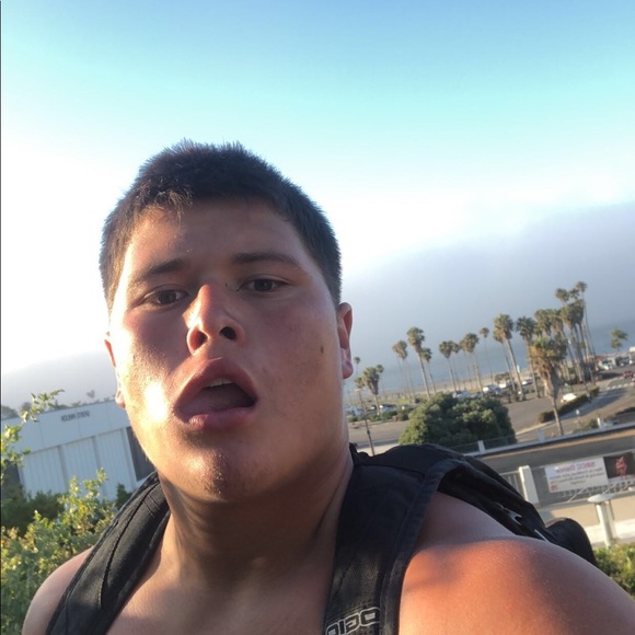 Cole Hernandez - Poshmark Profile Picture of Cole Hernandez (@colehernandez) on Poshmark