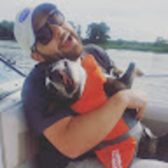 Profile Picture of Andrew Fertig (@dawhistlesgowoo) on Poshmark