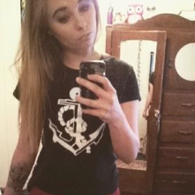 Profile Picture of Tara Irby (@lalazybones) on Pinterest