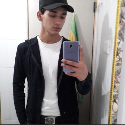 Profile Picture of Alexander Justiniano (@alexand04746048) on Twitter