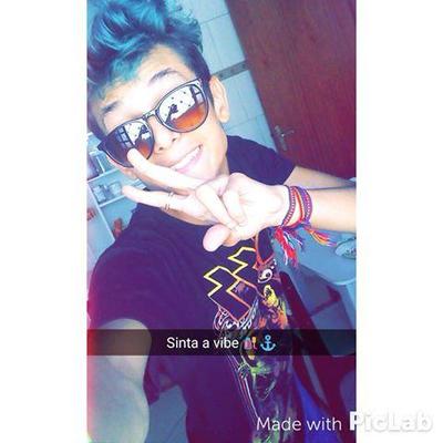 Profile Picture of Apenas Um Eric ♕ (@EricRenatto) on Twitter