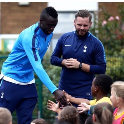 Profile Picture of Chris Gillman (@CMgillers) on Twitter