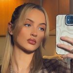 Profile Picture of Phoebe Ward (@phoebelizabethward) on Instagram