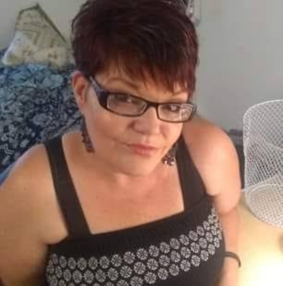 Profile Picture of Kimberly Edmonds (@banfieldkimi) on Poshmark