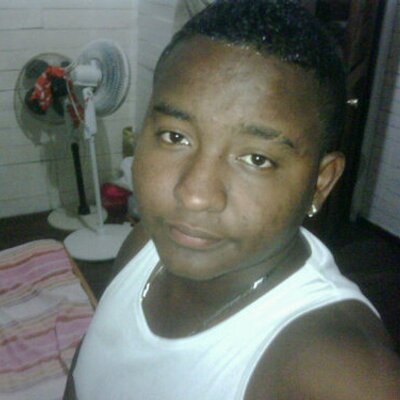 Profile Picture of Felipe Preciado (@PapuchiR15) on Twitter