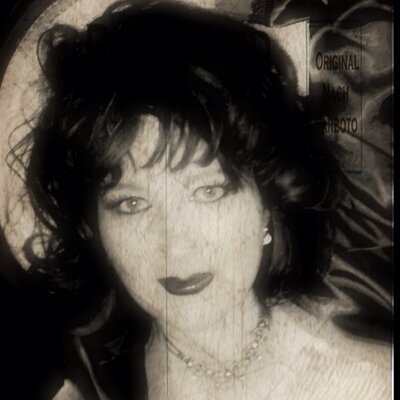 Profile Picture of Cindy Abbott (@CDA17) on Twitter