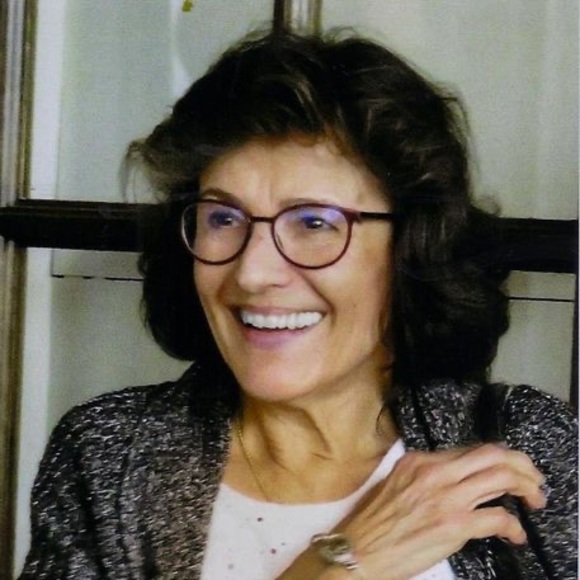 Profile Picture of Jean Austin (@jmaust1951) on Poshmark