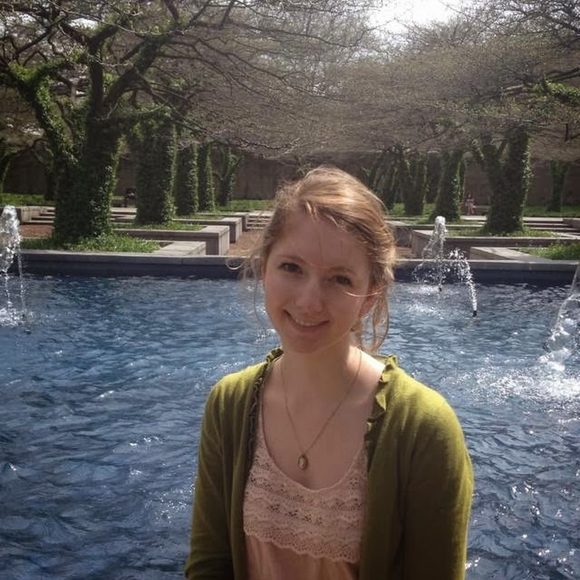 Profile Picture of Sarah Kosterman (@sarahkosterman) on Poshmark