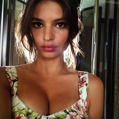 Profile Picture of Chloe Pullen (@chloe_pullen_xx) on Twitter