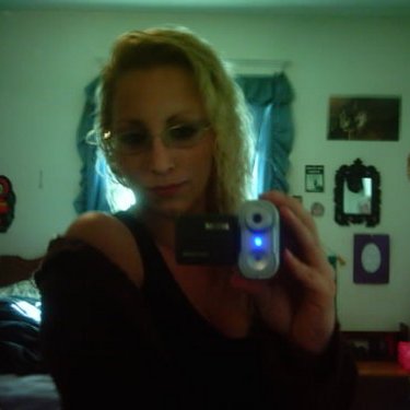 Profile Picture of Crystal Dunlop (@@my2devils2011) on Twitter