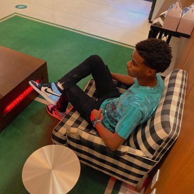 Profile Picture of KYLE (@1KyleJay) on Twitter