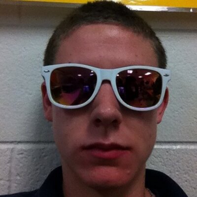 Profile Picture of Jeremy Milton (@JeremyMilton17) on Twitter