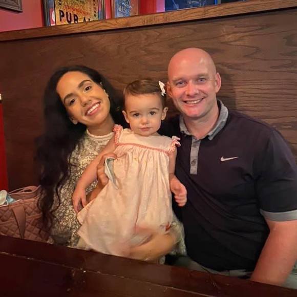 Profile Picture of Melissa Lowndes (@melissalowndes) on Poshmark