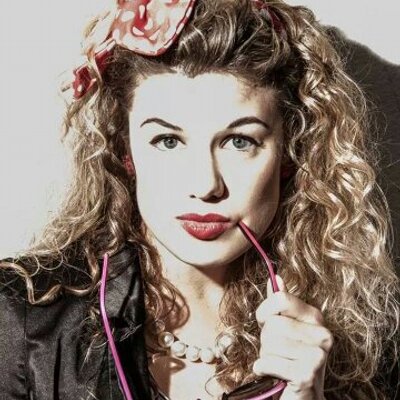 Profile Picture of Alice Rose (@AliceRoMusicUK) on Twitter