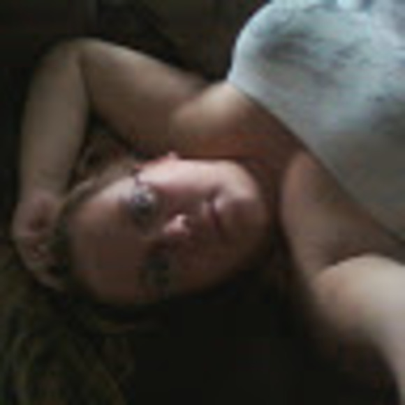 Profile Picture of Dossie Days (@stricklan88) on Poshmark