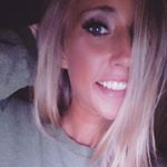 Profile Picture of Ashley Nichole Mahurin🌻 (@ashley_nichole91) on Instagram