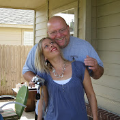 Profile Picture of Heidi Schuster (@Heidirn7) on Youtube