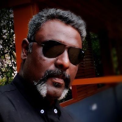 Profile Picture of Dinesh Khanna (@theepochpro) on Twitter