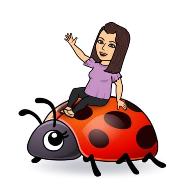 Profile Picture of Sarah Cyprowski (@sarahebugs) on Poshmark