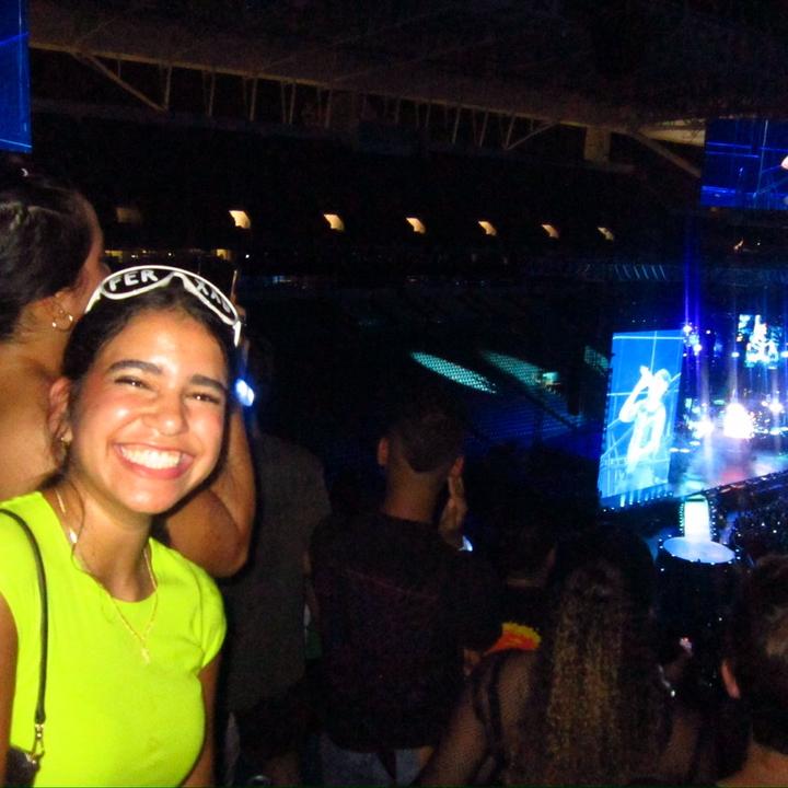 Profile Picture of amandafart (@amandafart90) on Tiktok