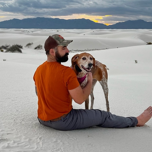 Profile Picture of Travis Morhardt (@tkmorhardt) on Poshmark