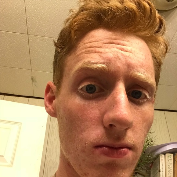 Profile Picture of Stephen Corey (@stephencorey) on Poshmark
