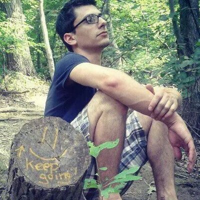 Profile Picture of Joshua Burkholder (@SeemsKindaFishy) on Twitter